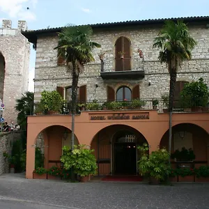 Hotel Windsor Savoia, Asyż