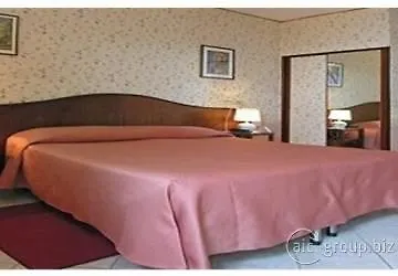 Hotel San Francesco Assise 3*,